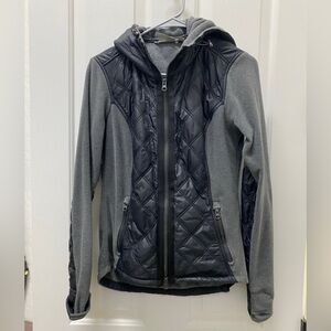 Athleta Gray Quilted Jacket with Hood